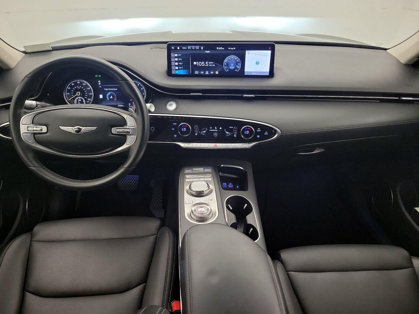 2025 GENESIS GV70 Standard - Photo 10