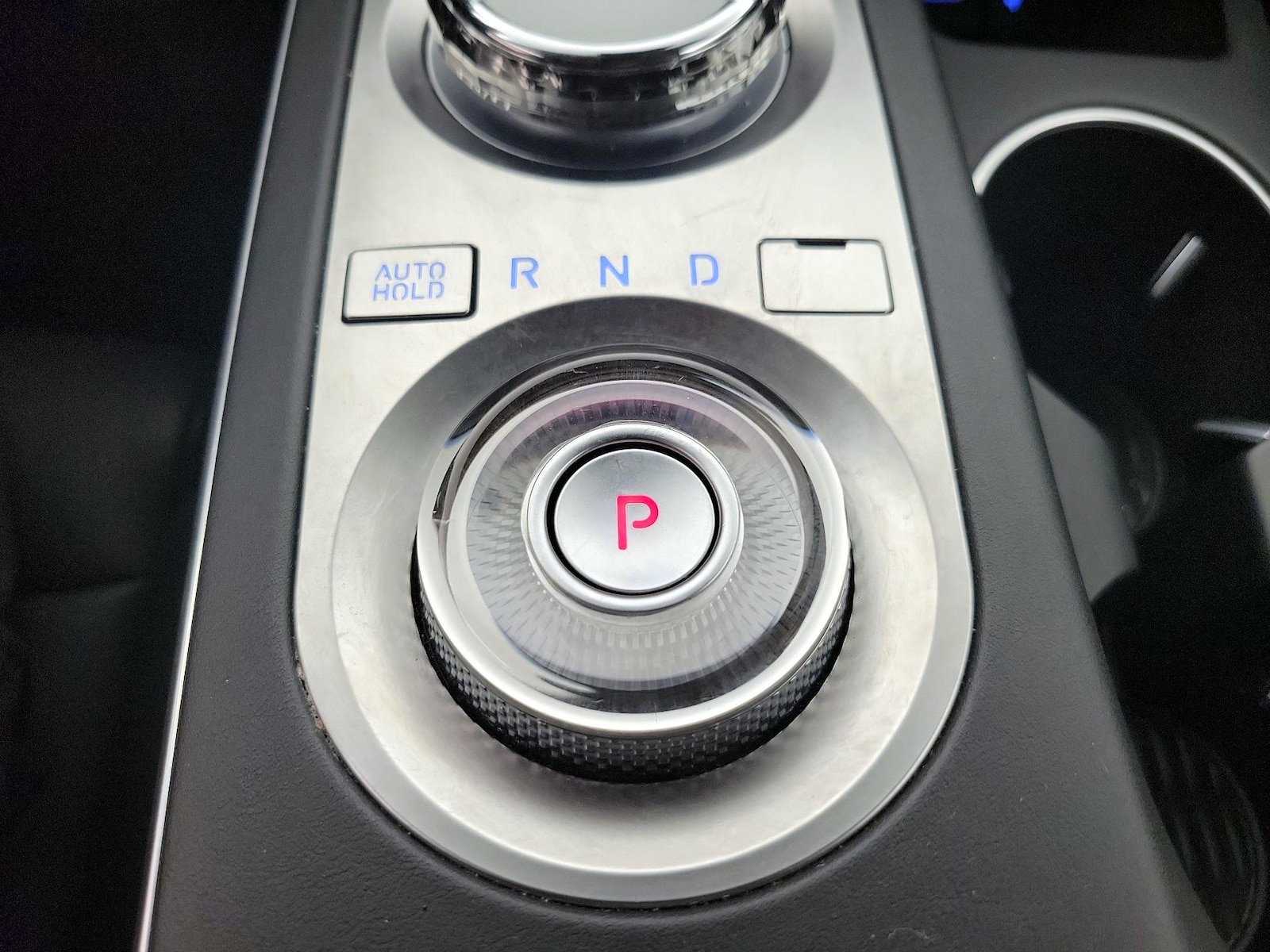 2025 GENESIS GV70 Standard - Photo 19