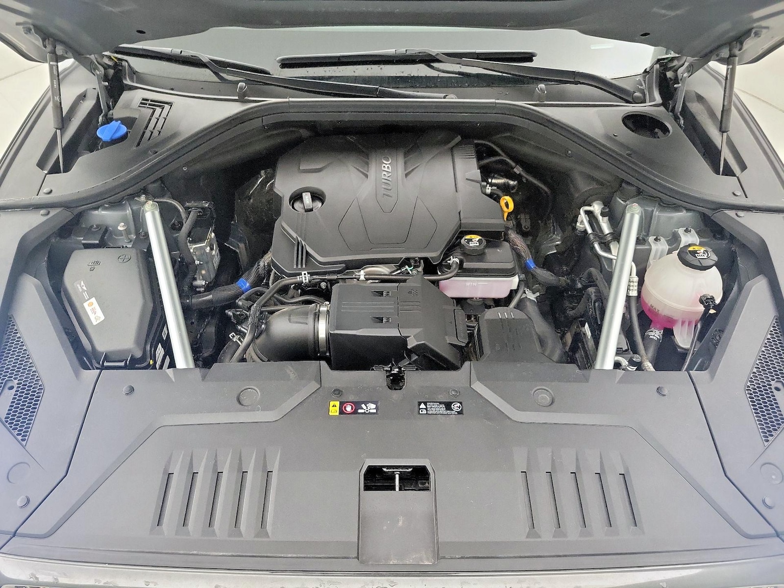 2025 GENESIS GV70 Standard - Photo 23