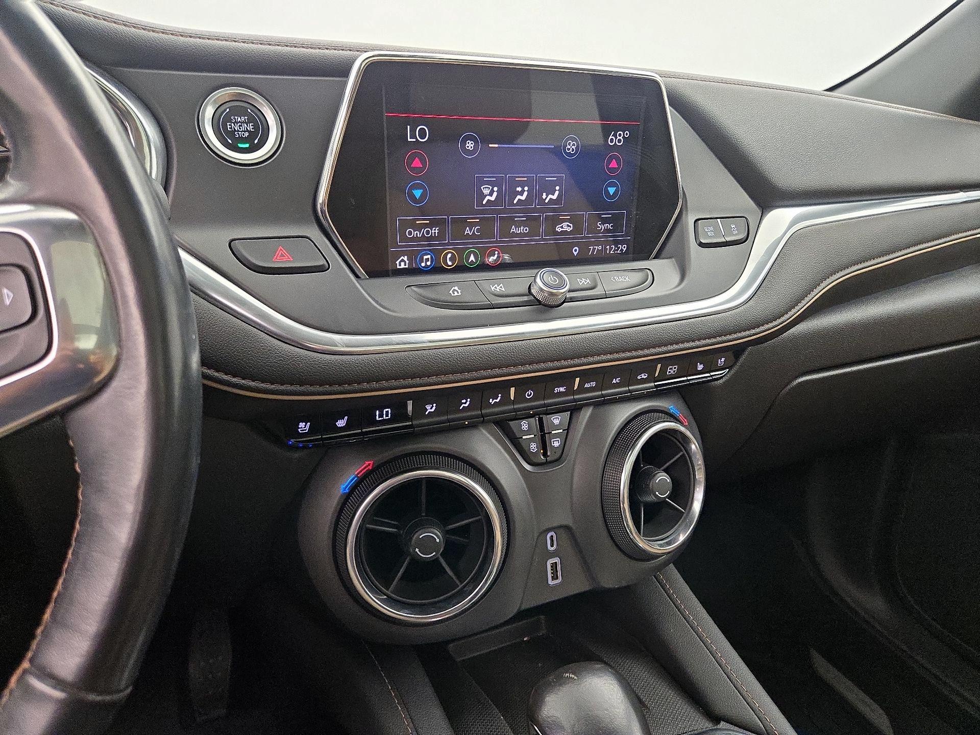 Thumbnail: 2019 Chevrolet Blazer - 17