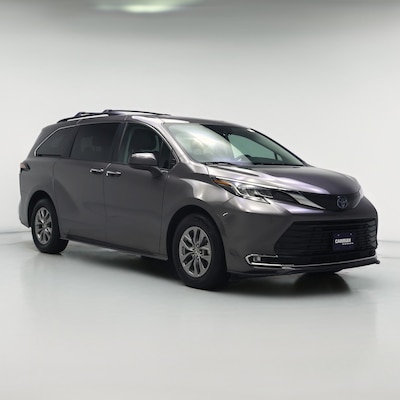 2022 Toyota Sienna Hybrid XLE