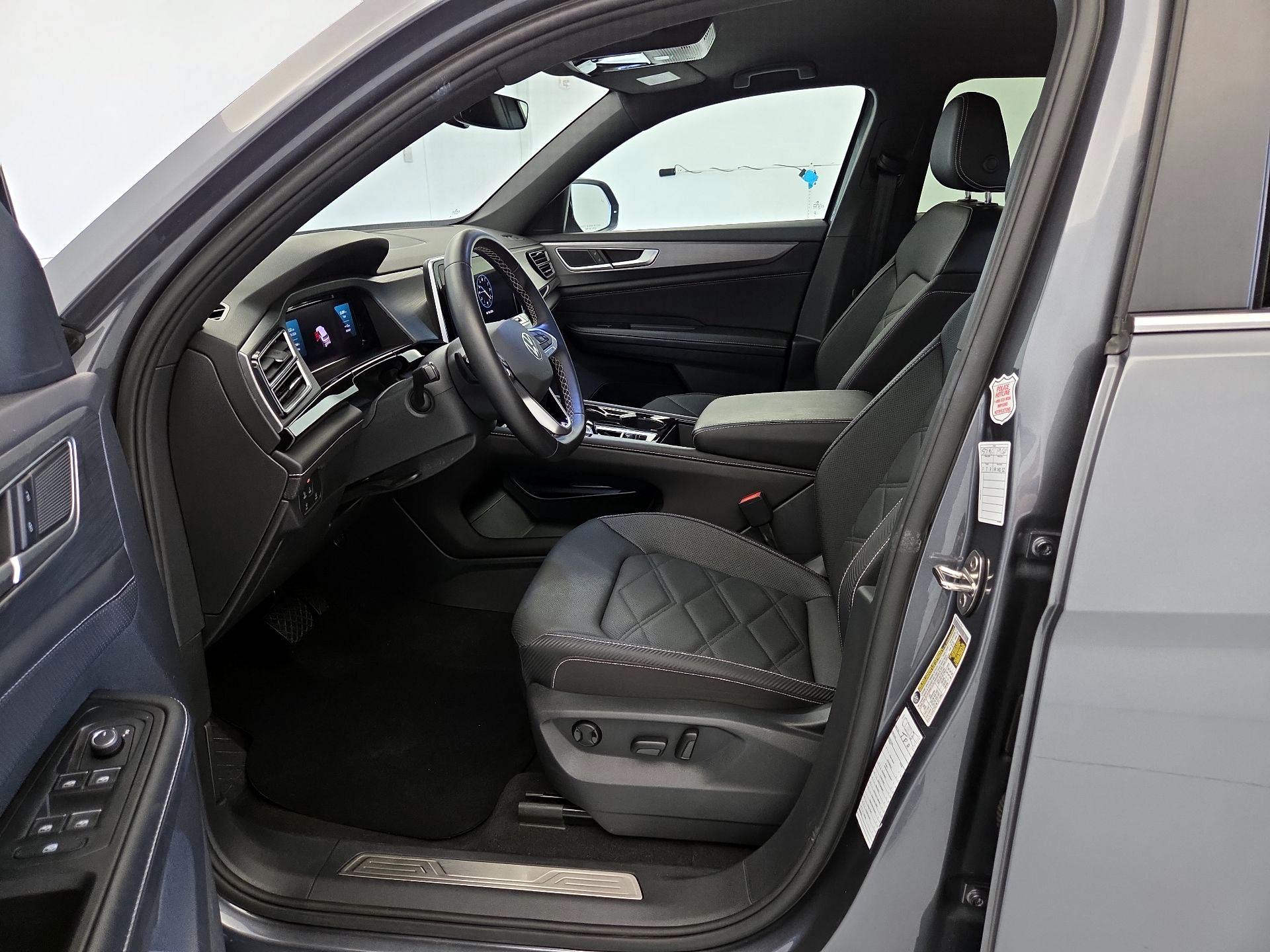 Thumbnail: 2025 Volkswagen Atlas - 11