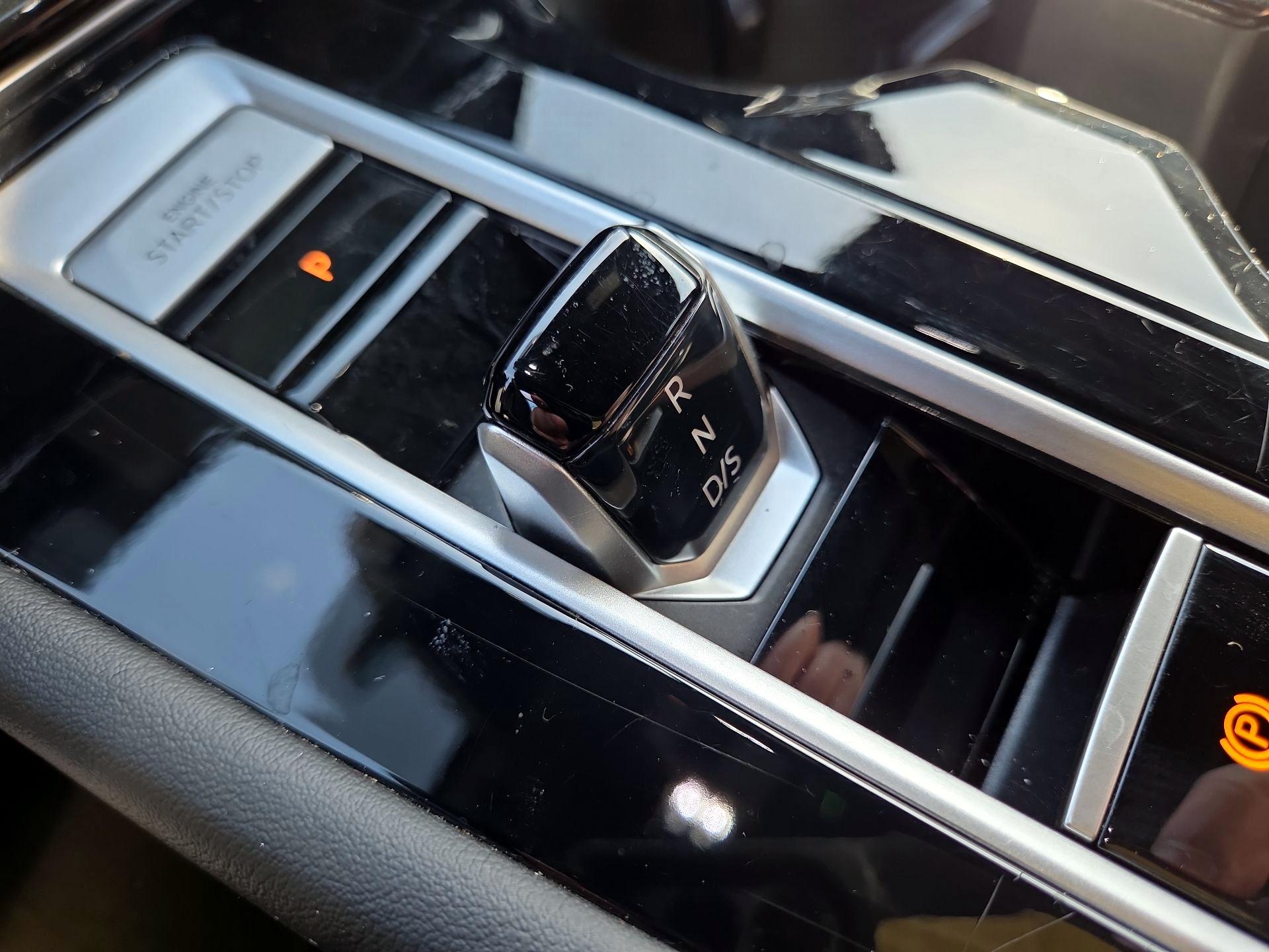 Thumbnail: 2025 Volkswagen Atlas - 17