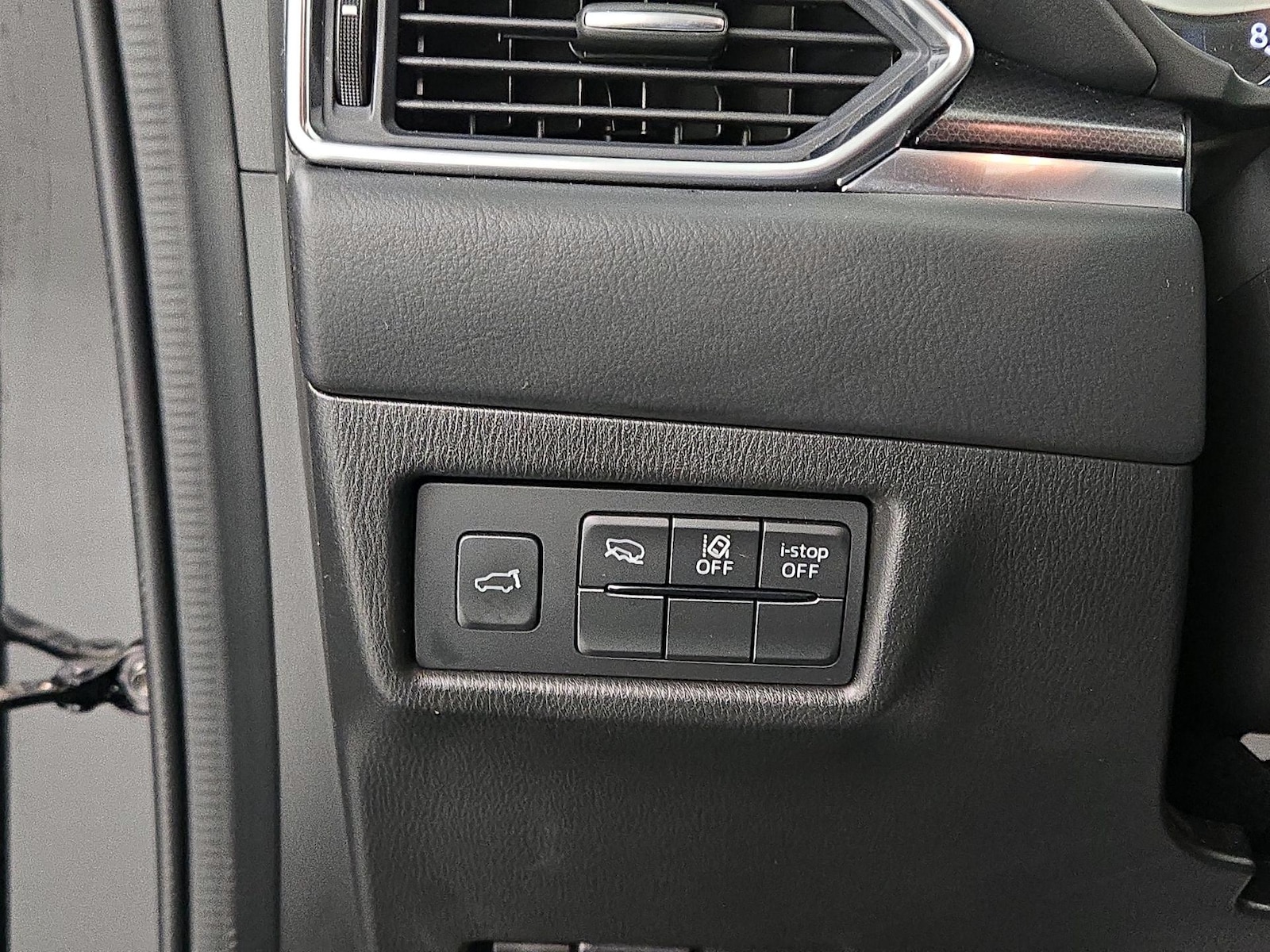 2025 Mazda CX-5 S Preferred package - Photo 14