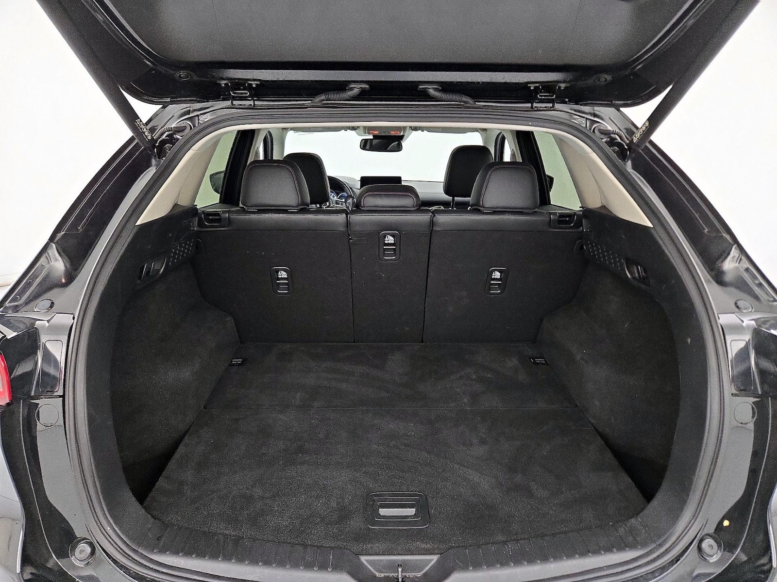 2025 Mazda CX-5 S Preferred package - Photo 22