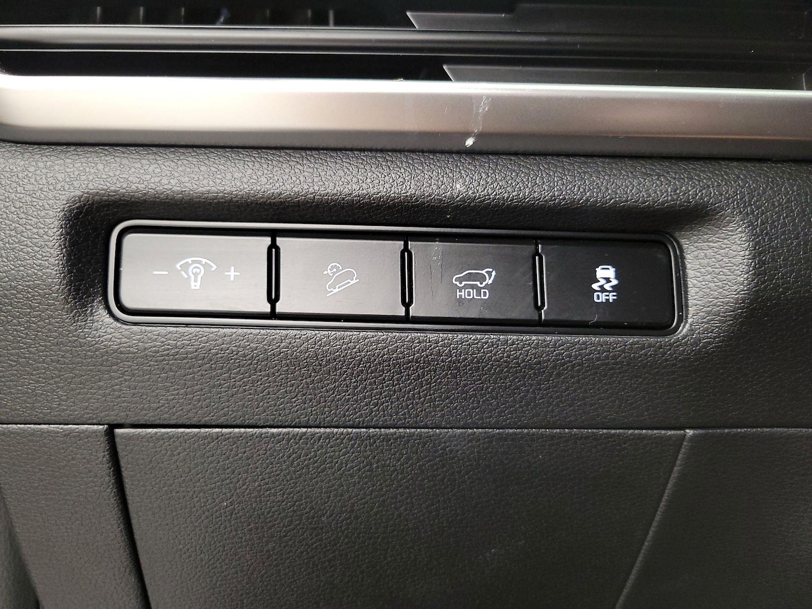 2025 Kia Telluride S - Photo 14