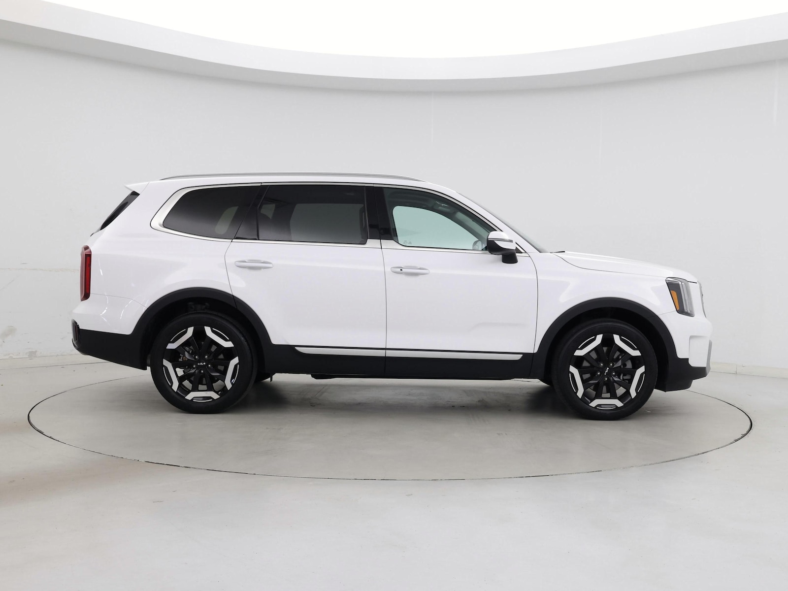 2025 Kia Telluride S - Photo 8