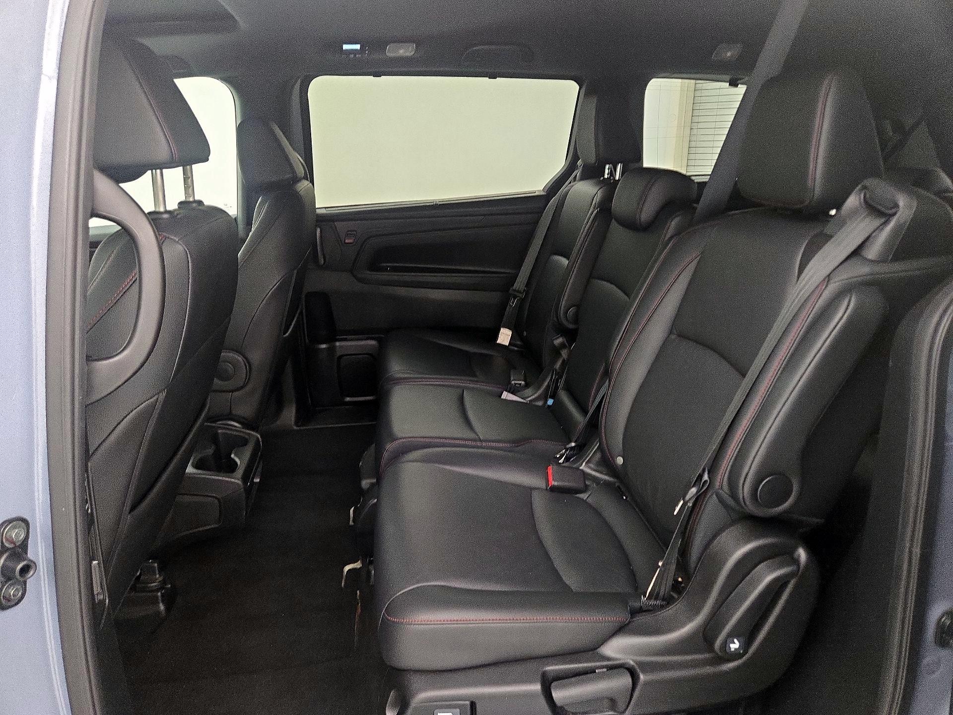 Thumbnail: 2025 Honda Odyssey - 20