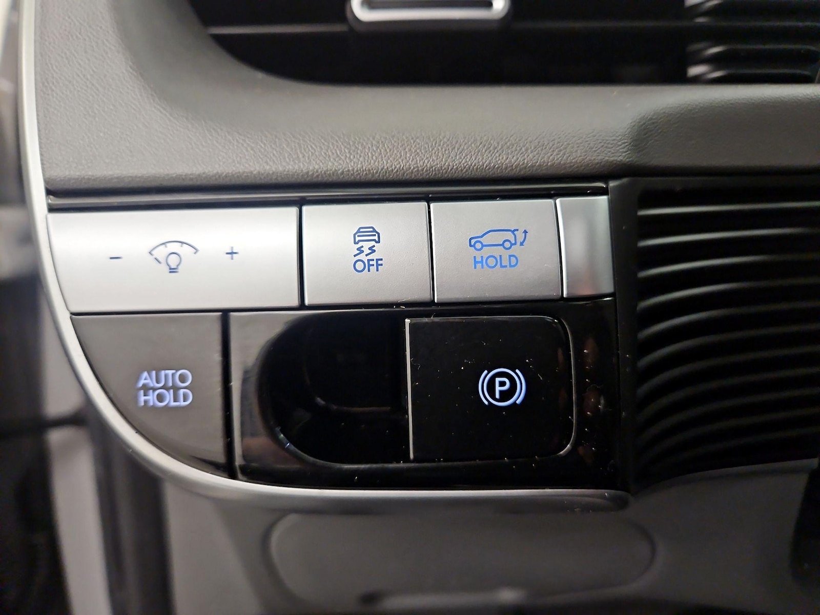 2024 Hyundai IONIQ 5 SEL - Photo 14