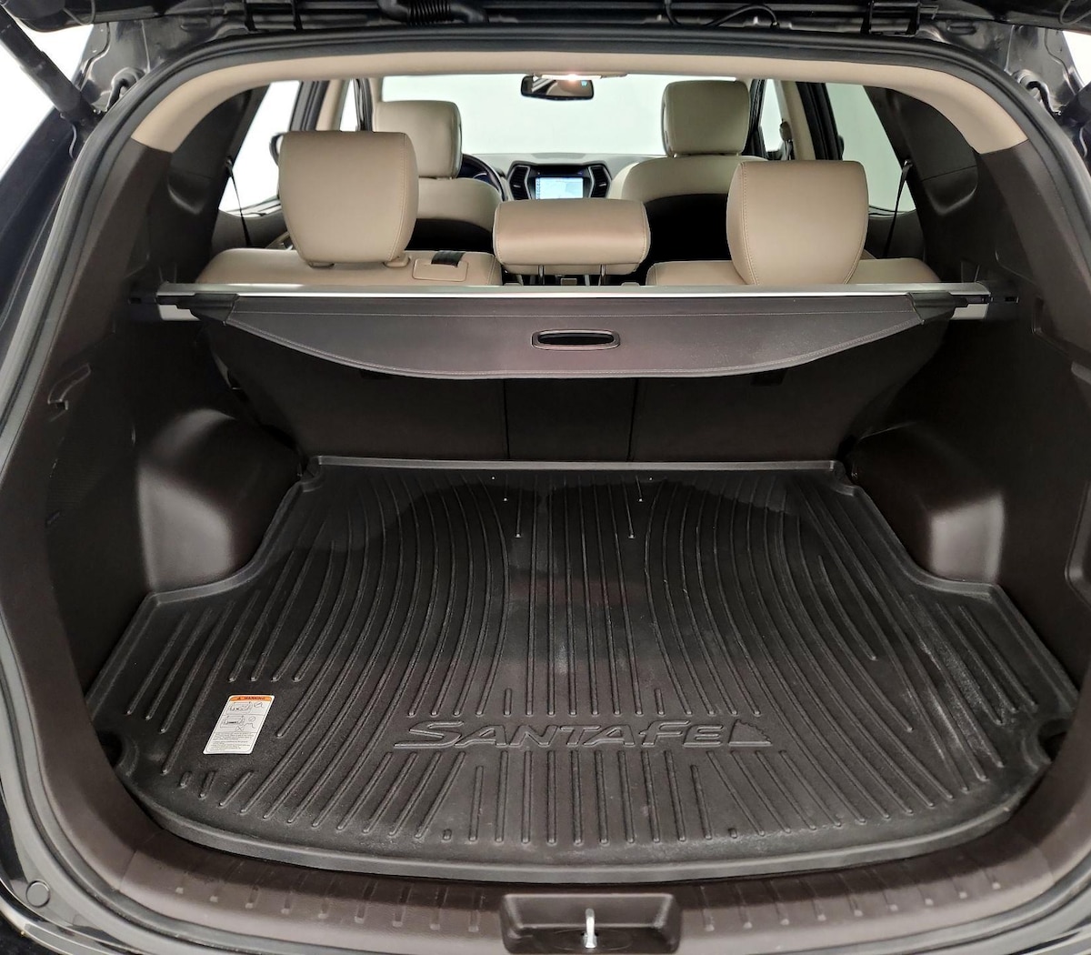 Trunk/Cargo (Seats Up)