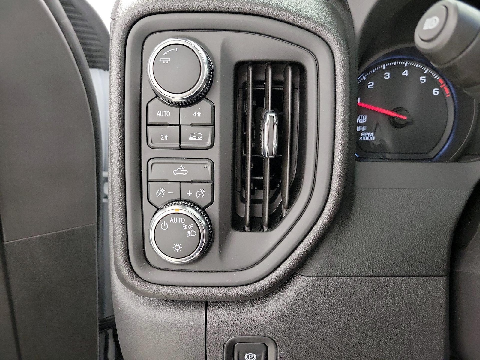 2026 GMC Sierra 1500 Pro - Photo 14