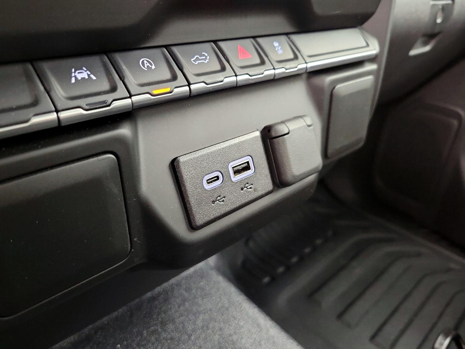 2026 GMC Sierra 1500 Pro - Photo 19