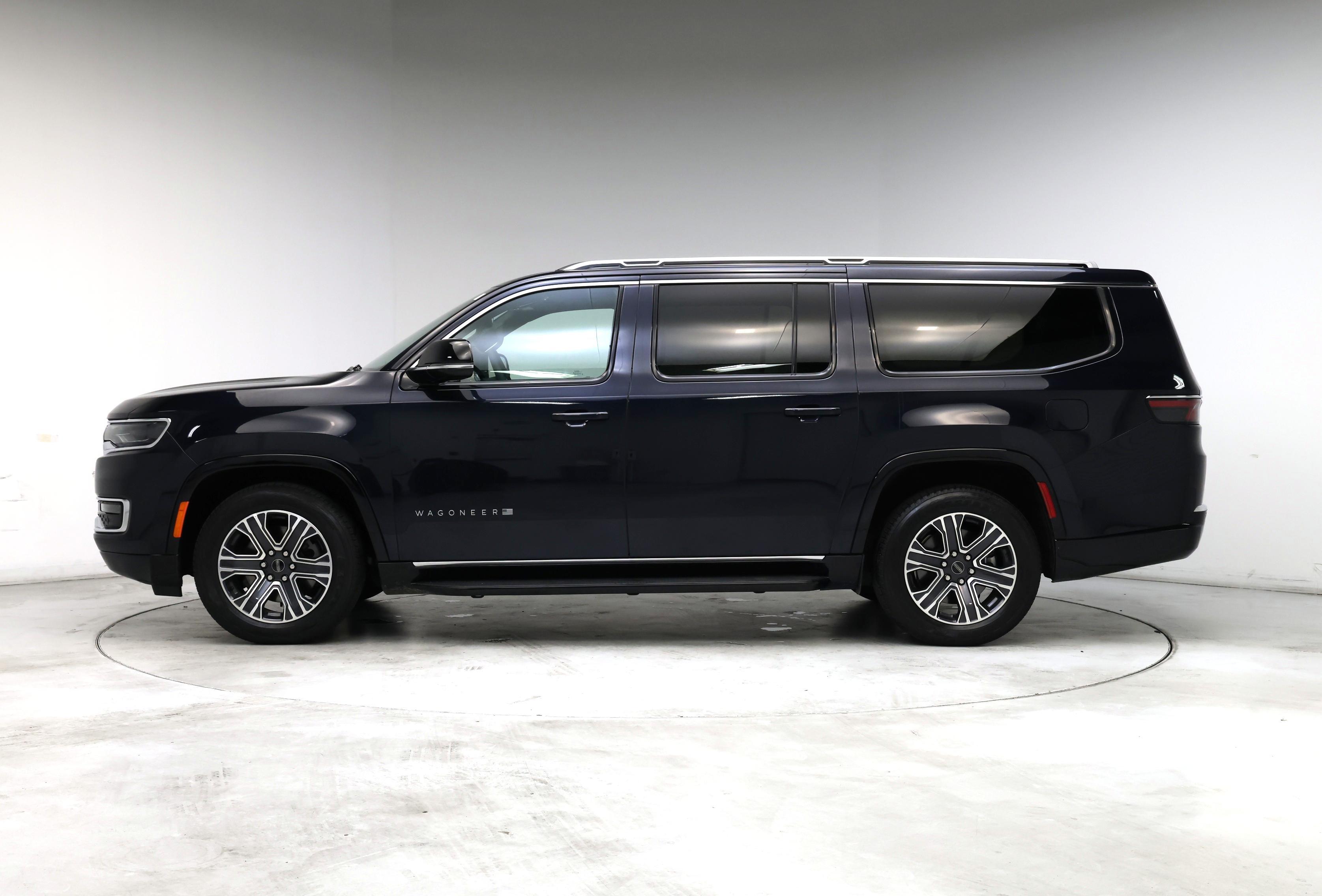 Thumbnail: 2025 Jeep Wagoneer - 3