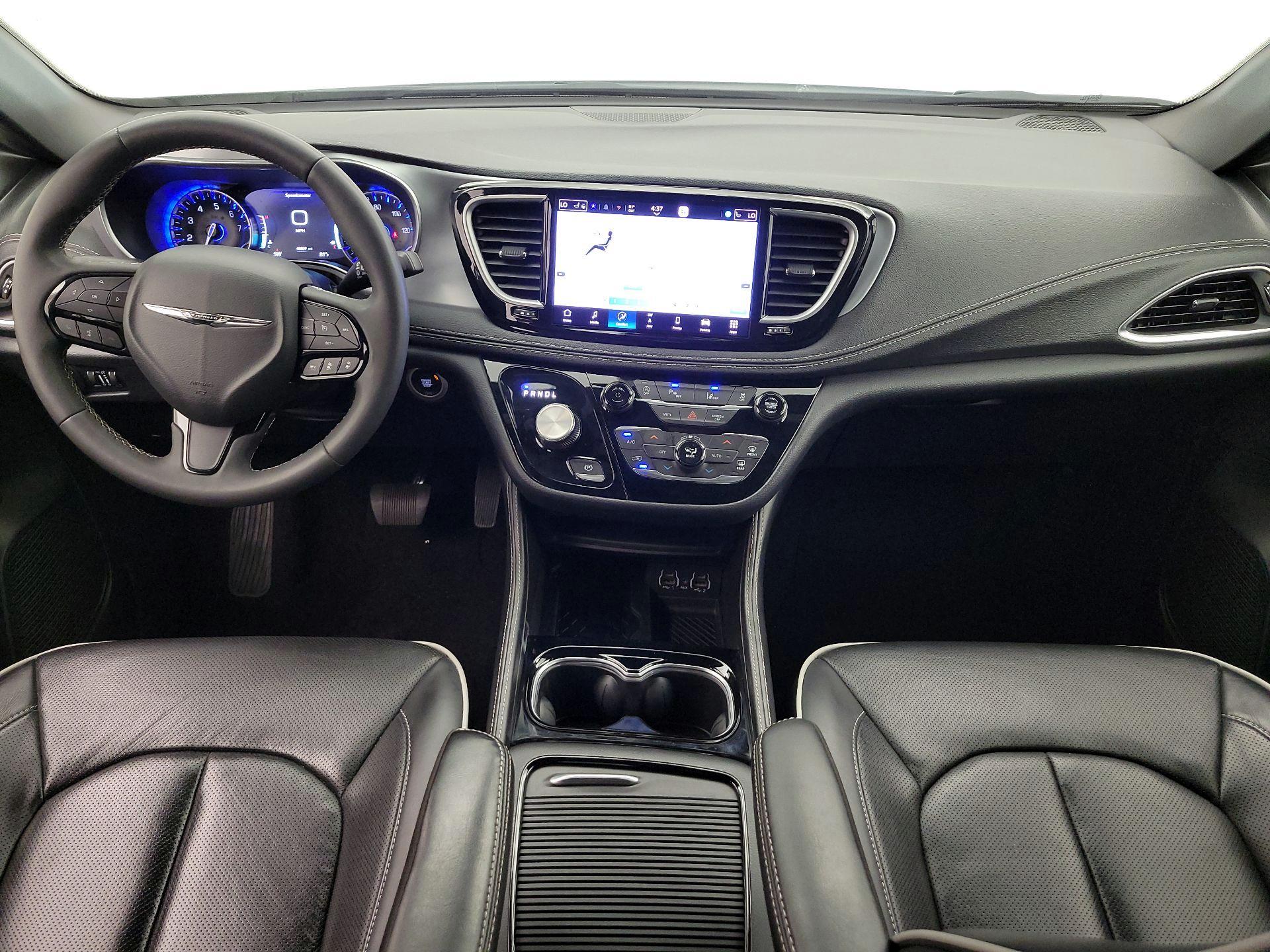 Thumbnail: 2025 Chrysler Pacifica - 9