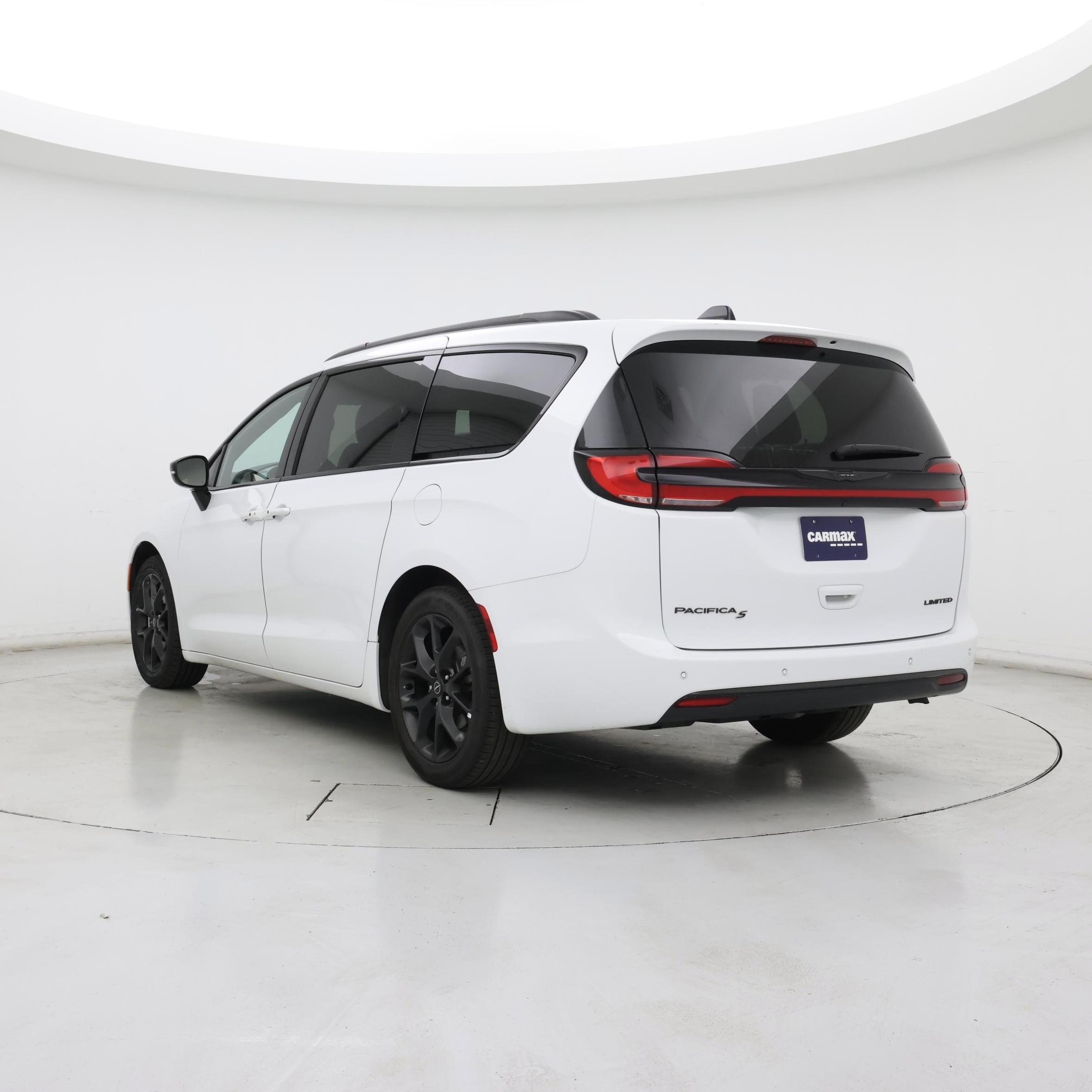 Thumbnail: 2025 Chrysler Pacifica - 2
