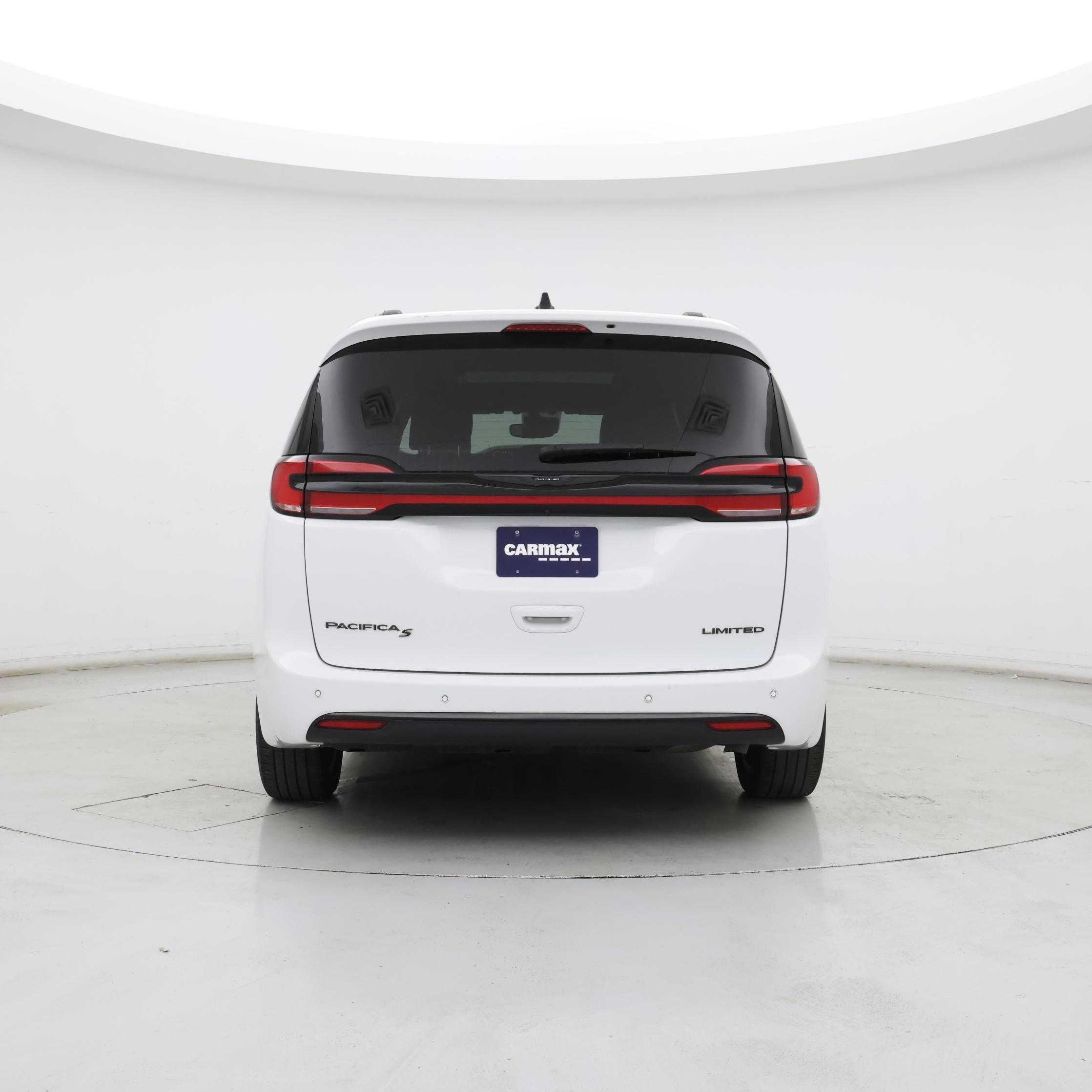 Thumbnail: 2025 Chrysler Pacifica - 6