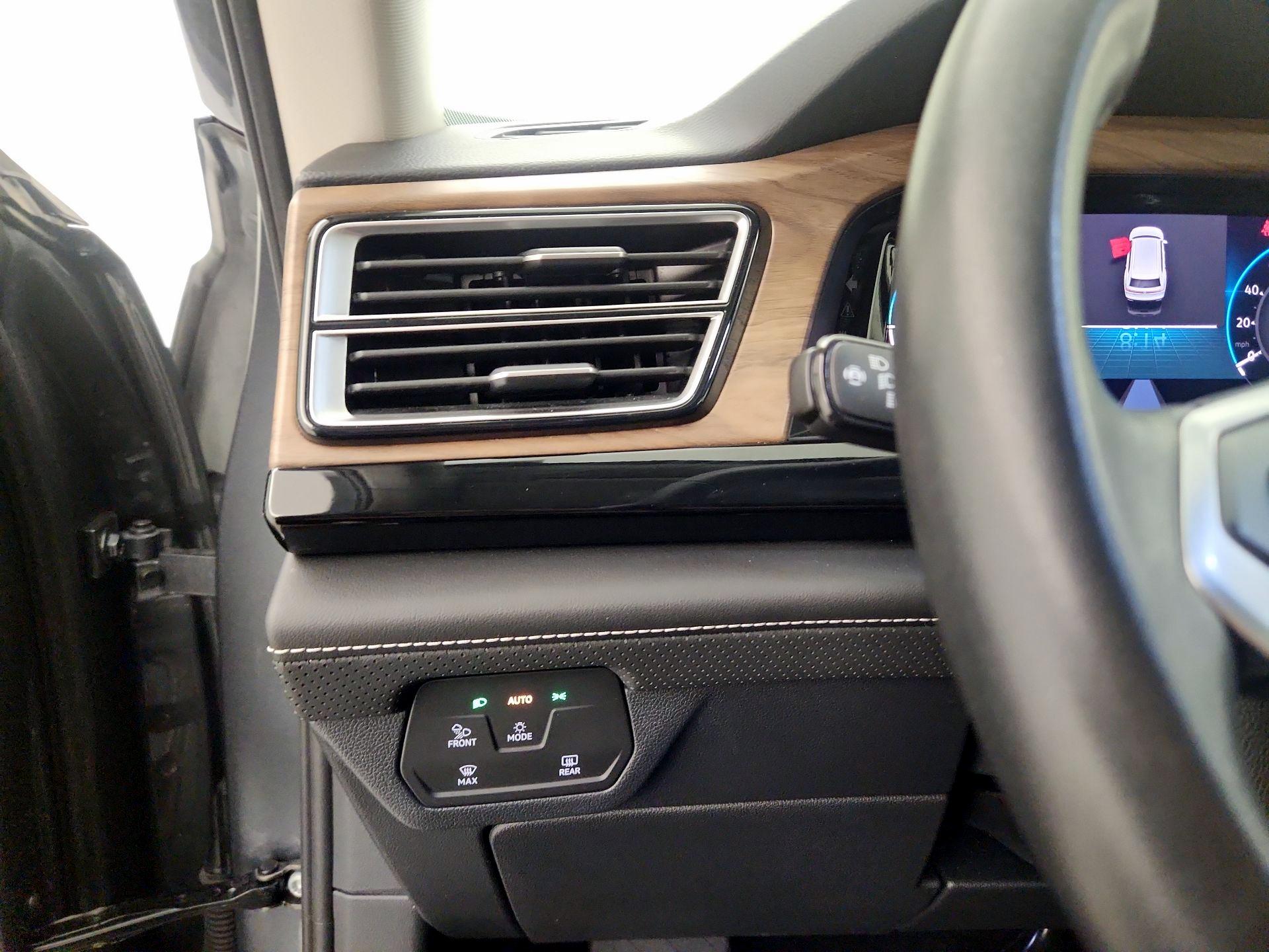 Thumbnail: 2025 Volkswagen Atlas - 13