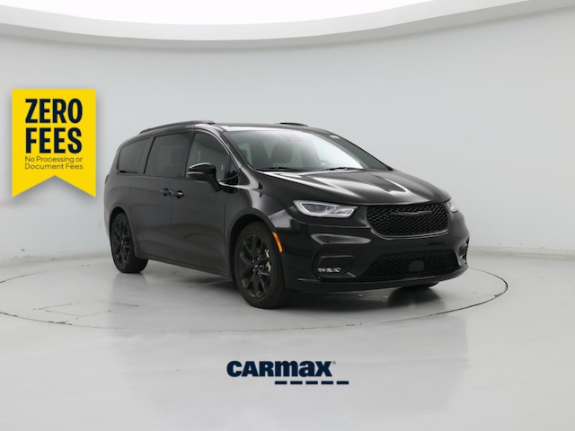 Black 2025 Chrysler Pacifica Minivan Front-Wheel Drive Automatic