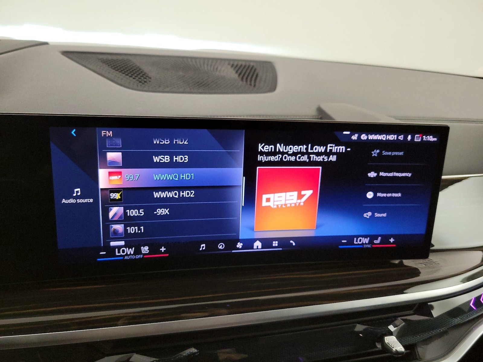2025 BMW X7 40i - Photo 16