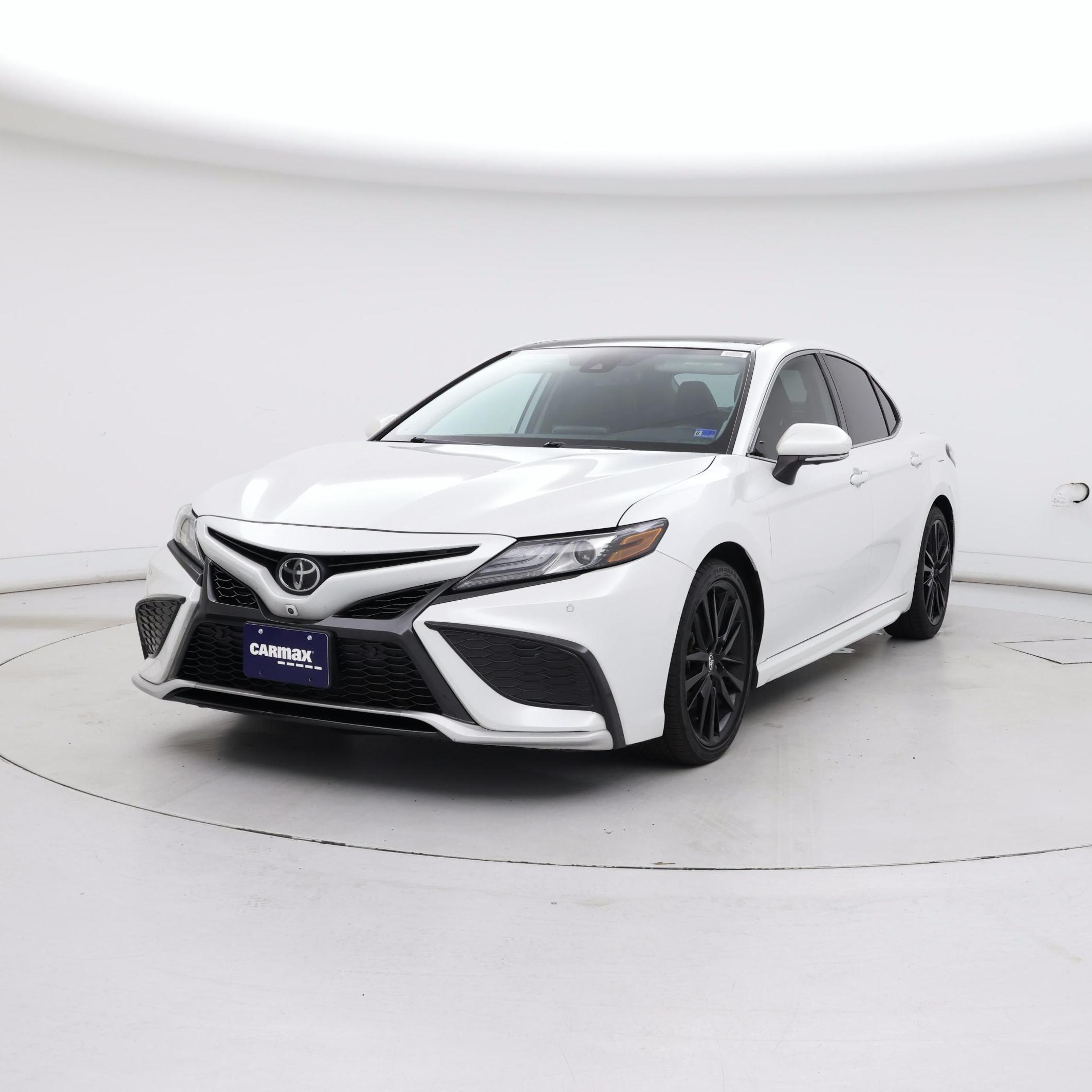 Thumbnail: 2021 Toyota Camry - 4
