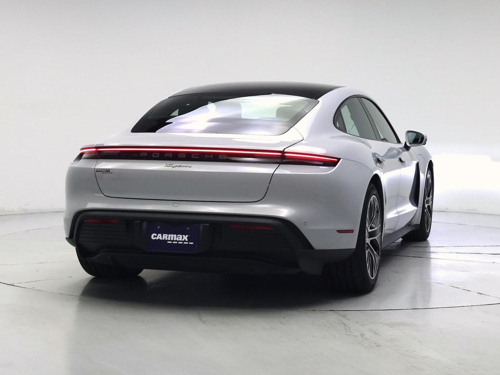 2021 Porsche Taycan 9