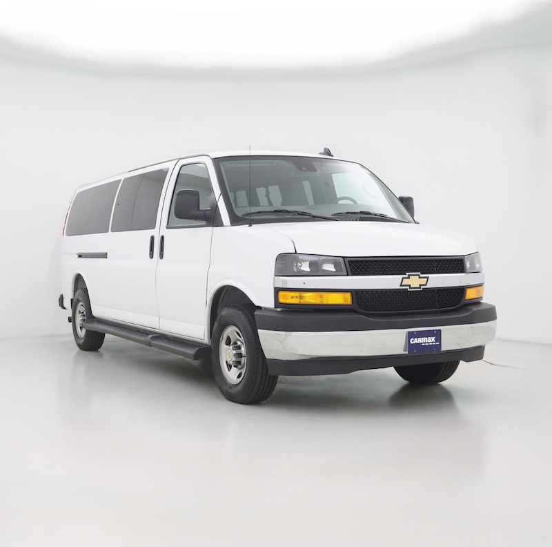2025 Chevrolet Express 3500 LT