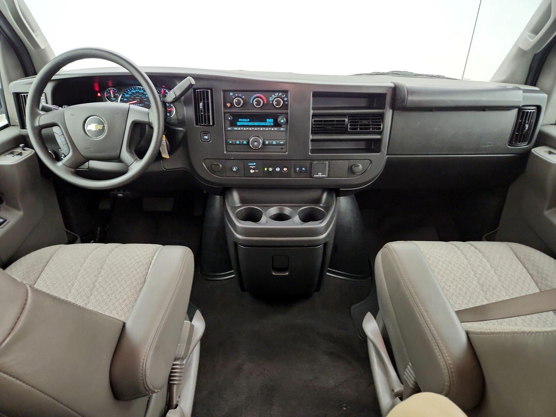 Thumbnail: 2025 Chevrolet Express - 9