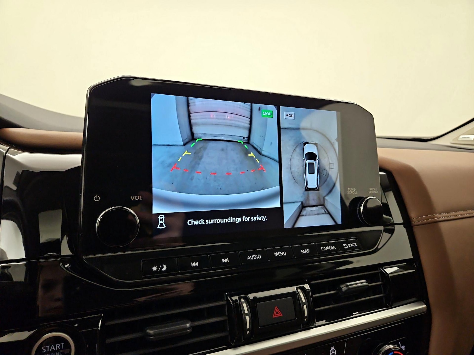 2024 Nissan Pathfinder Platinum - Photo 16