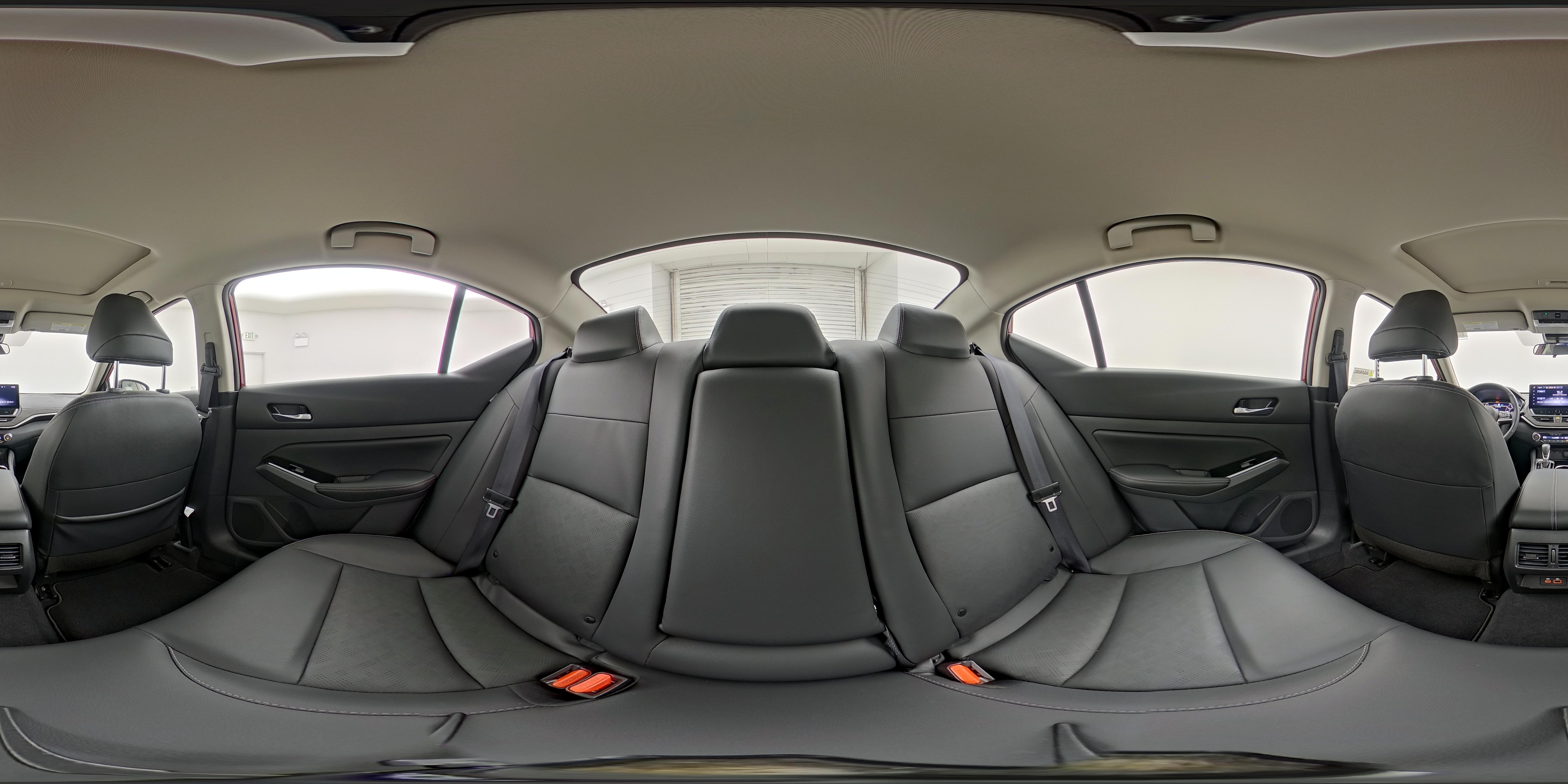 2025 Nissan Altima SL - Photo 27