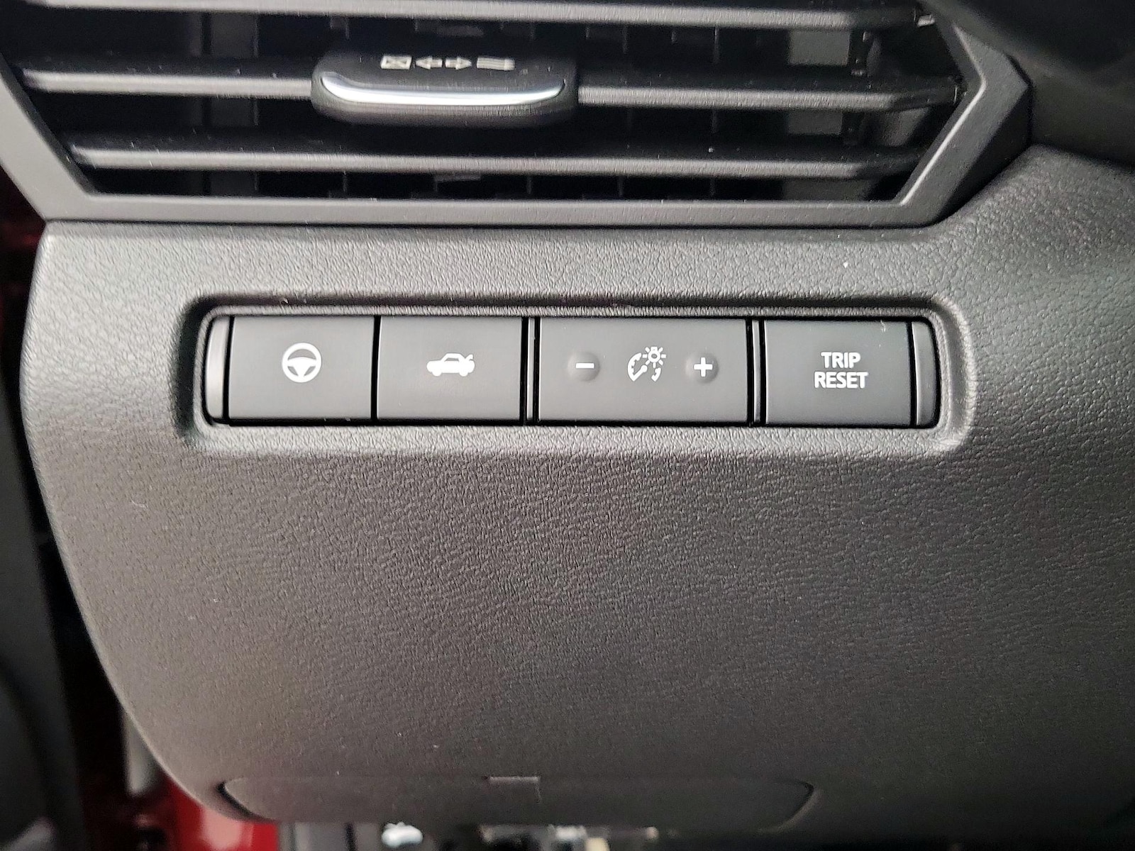 2025 Nissan Altima SL - Photo 14