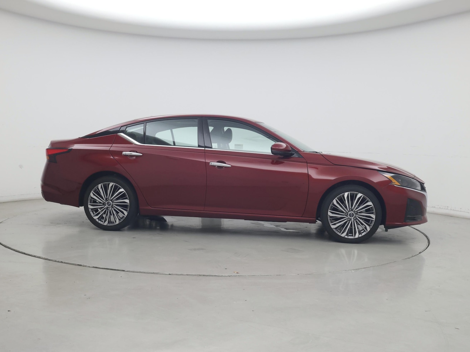 2025 Nissan Altima SL - Photo 8