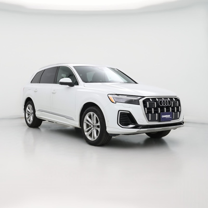 2025 Audi Q7 Premium Plus