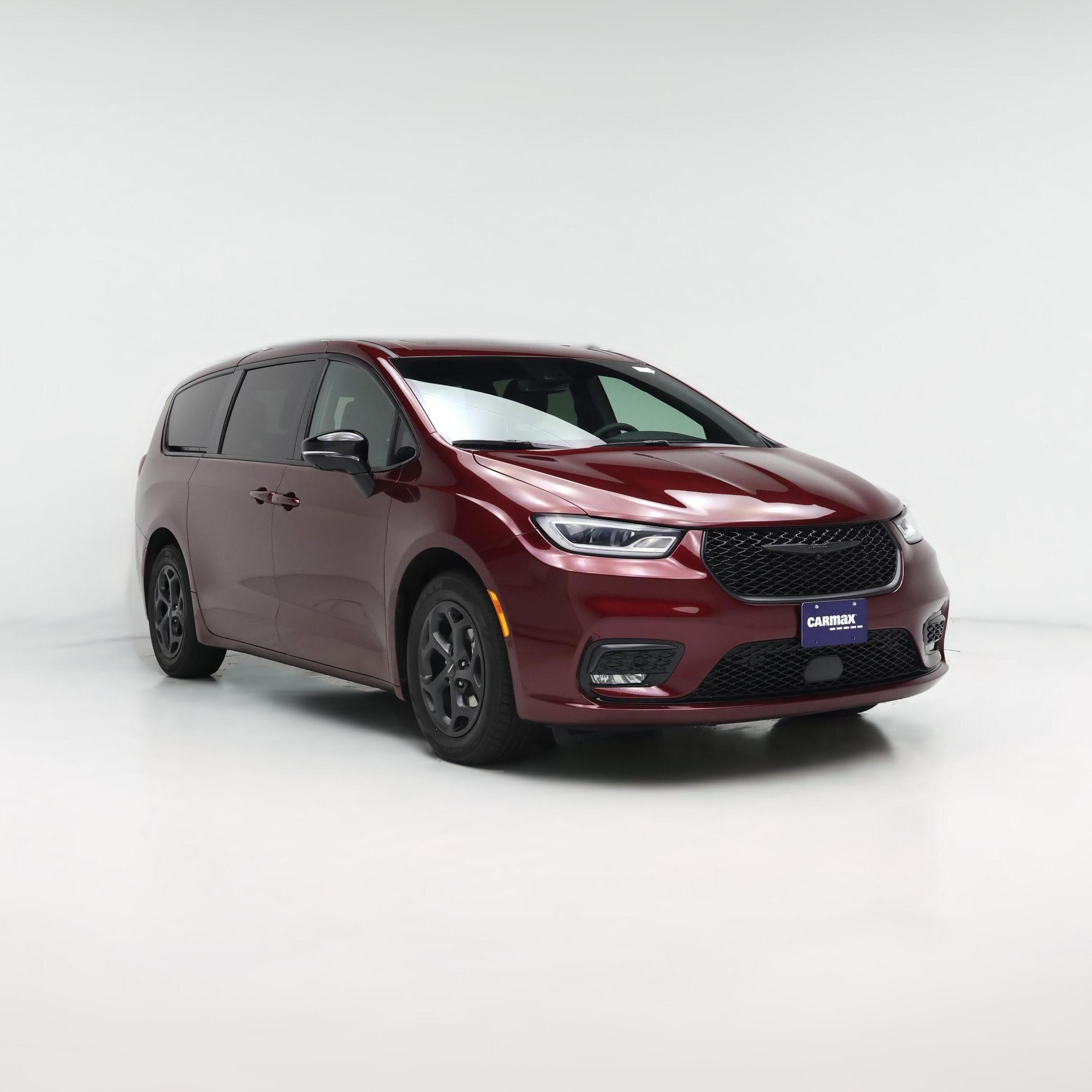 Thumbnail: 2023 Chrysler Pacifica - 1