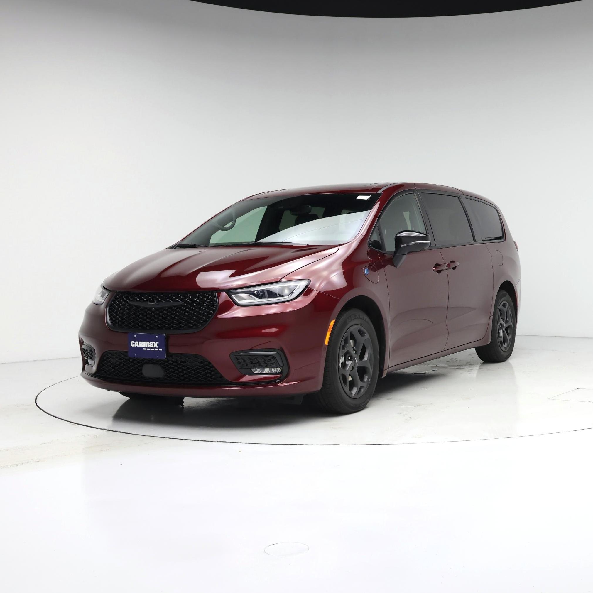 Thumbnail: 2023 Chrysler Pacifica - 4