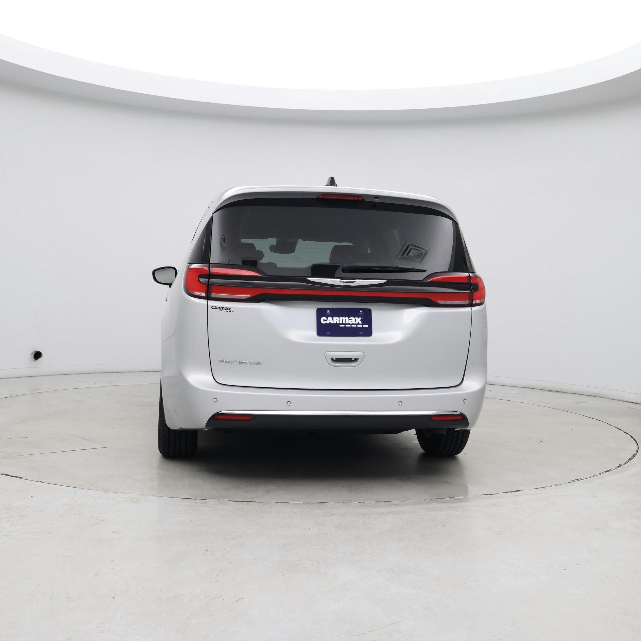 Thumbnail: 2024 Chrysler Pacifica - 6