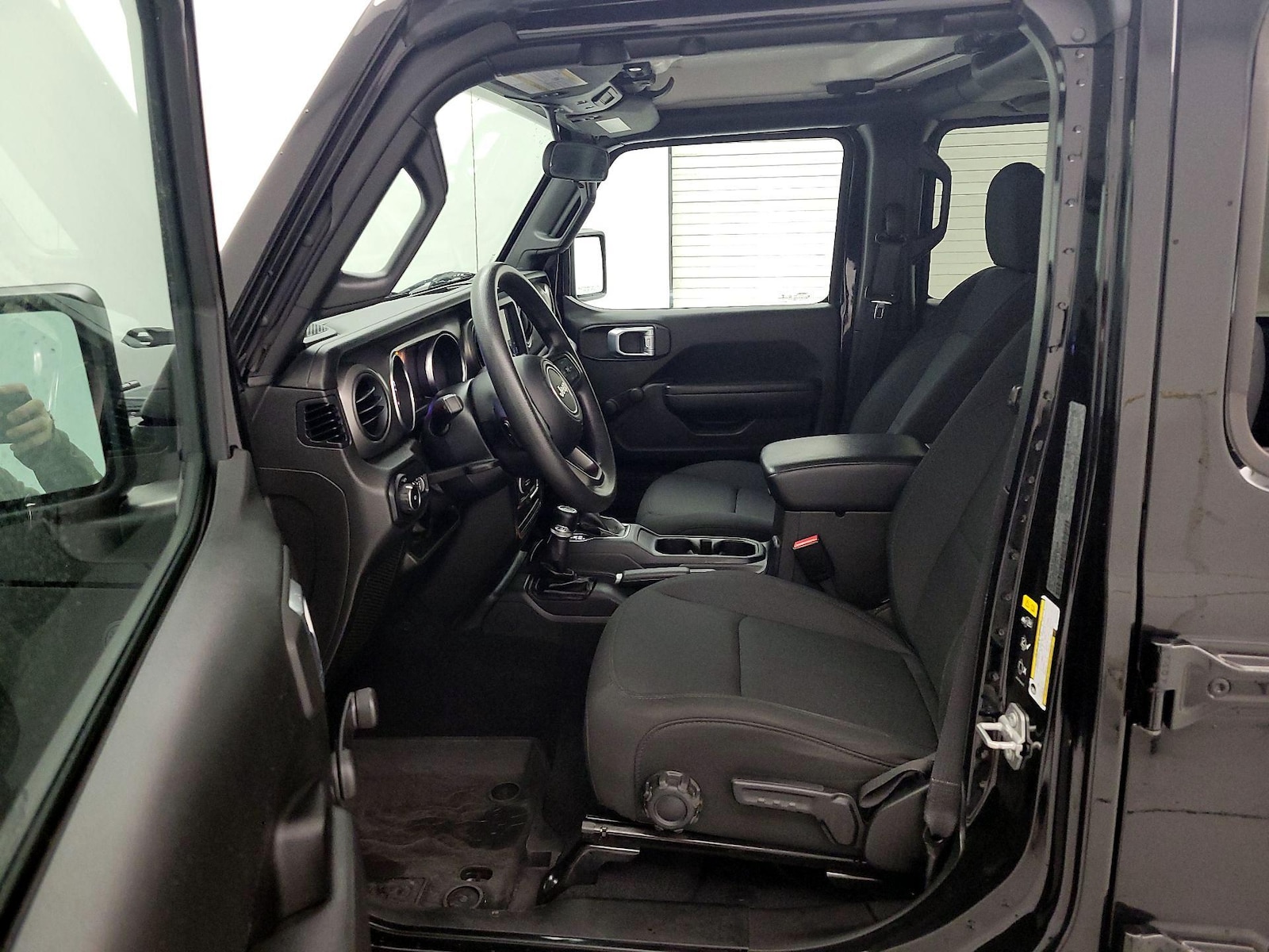 2022 Jeep Wrangler Unlimited Sport - Photo 12