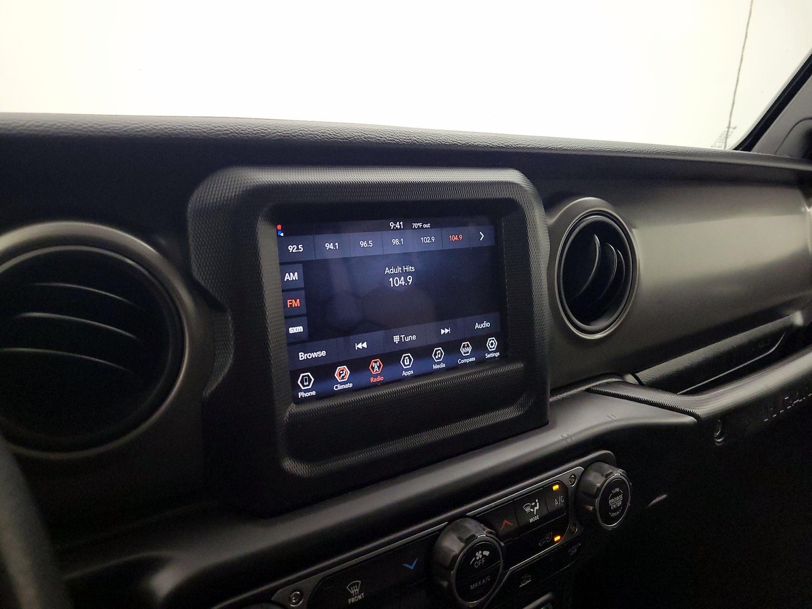 2022 Jeep Wrangler Unlimited Sport - Photo 16