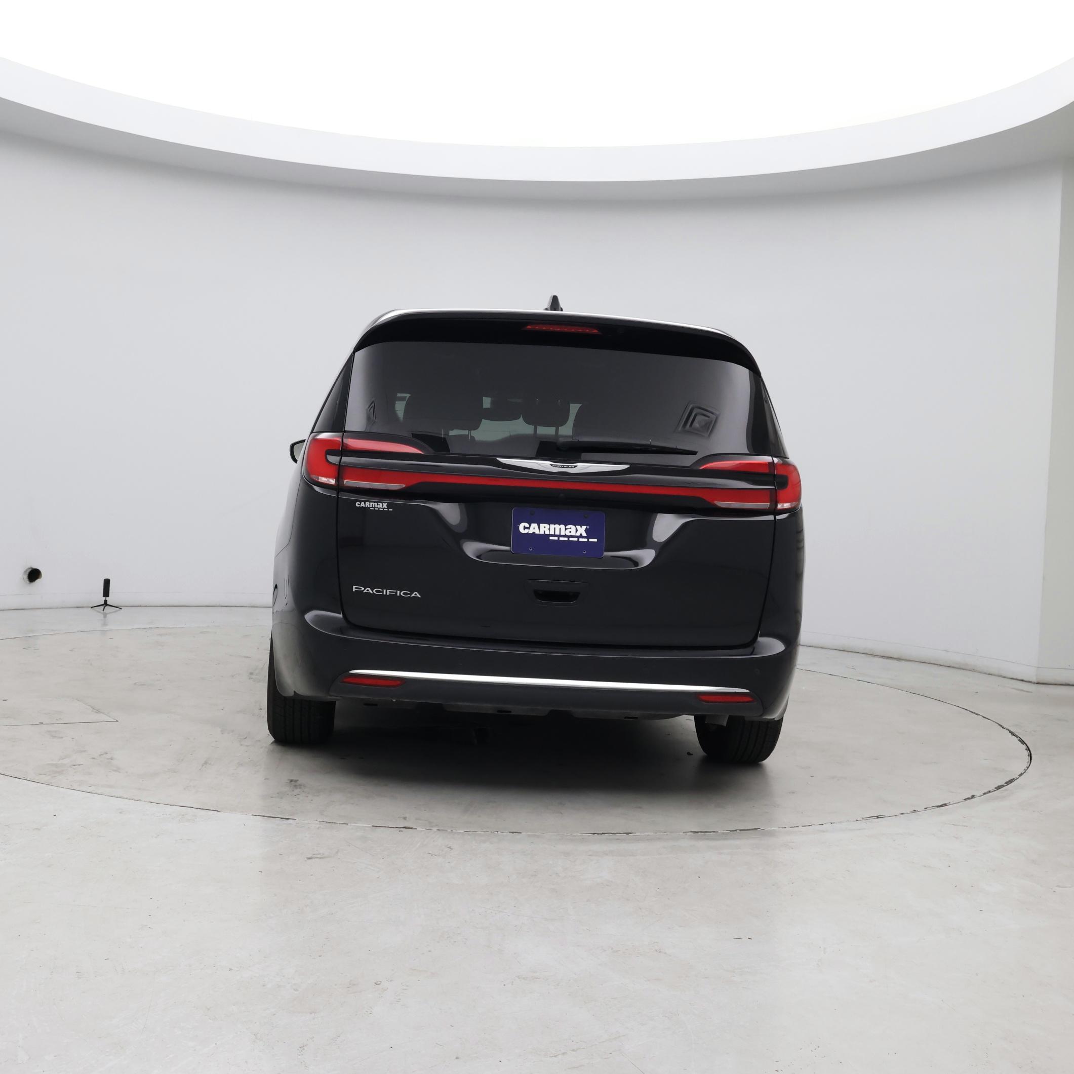 Thumbnail: 2025 Chrysler Pacifica - 6