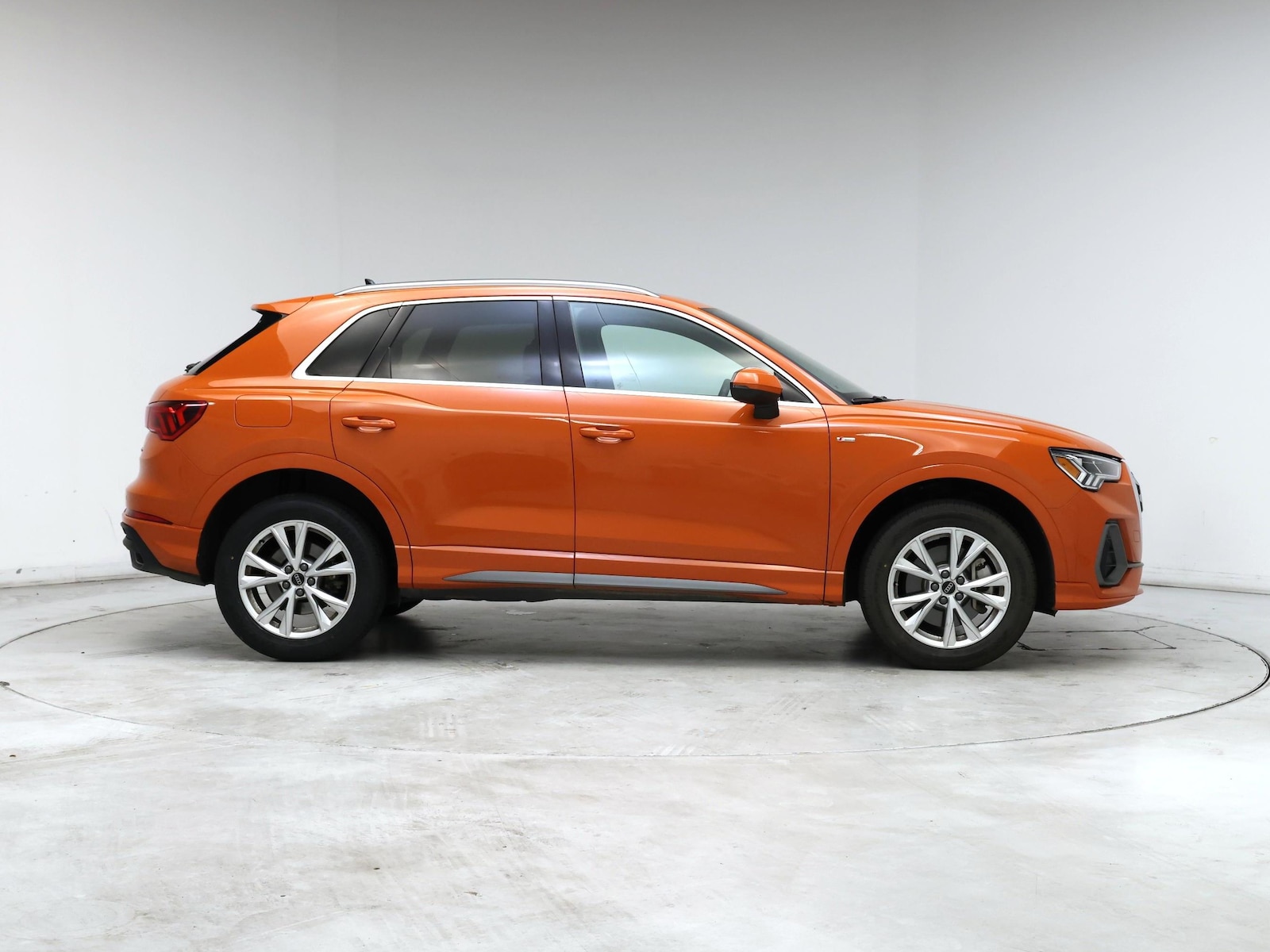 2025 Audi Q3 S Line Premium - Photo 8