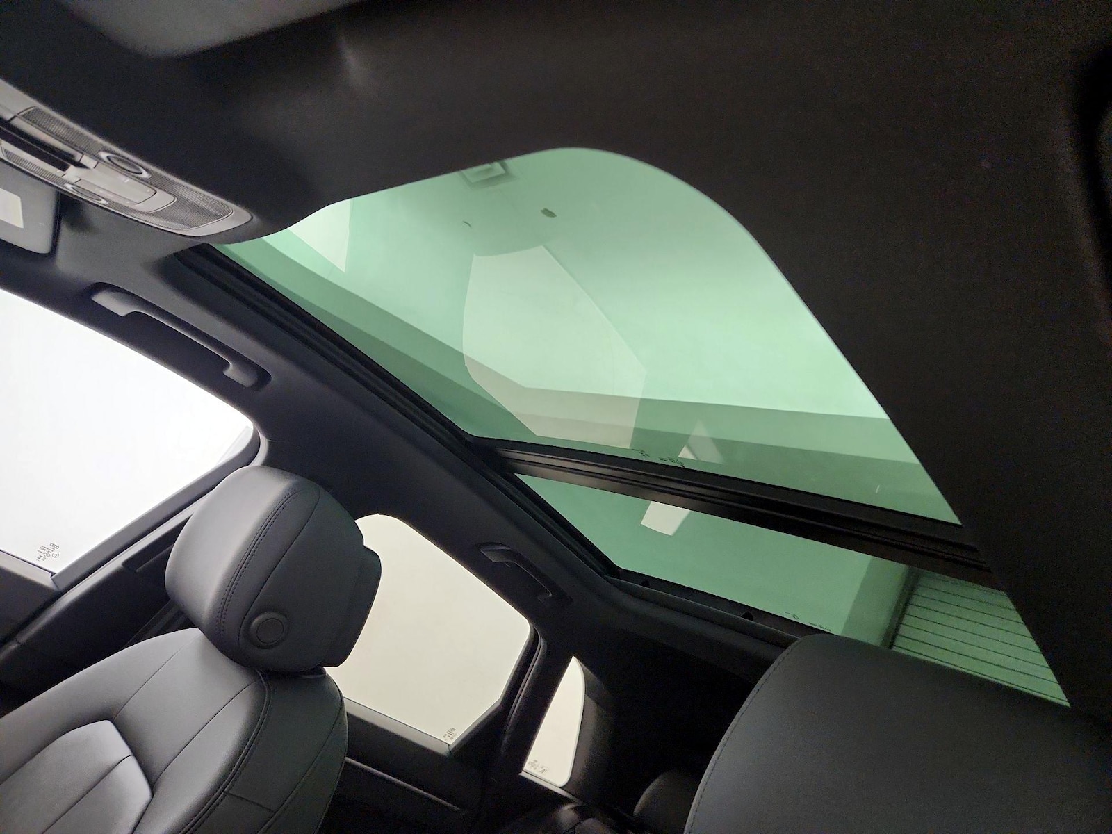 2025 Audi Q3 S Line Premium - Photo 17