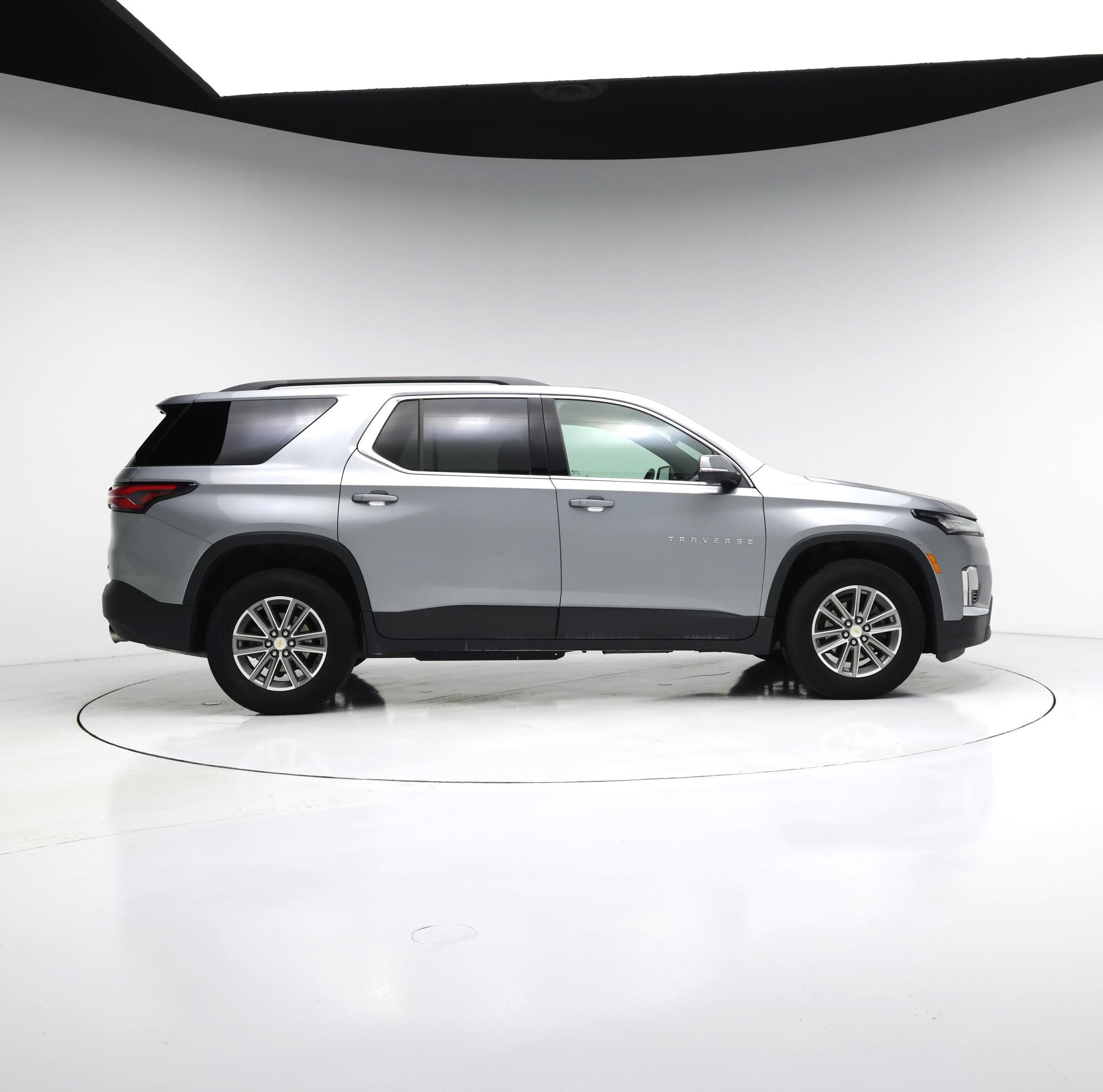 Thumbnail: 2023 Chevrolet Traverse - 7
