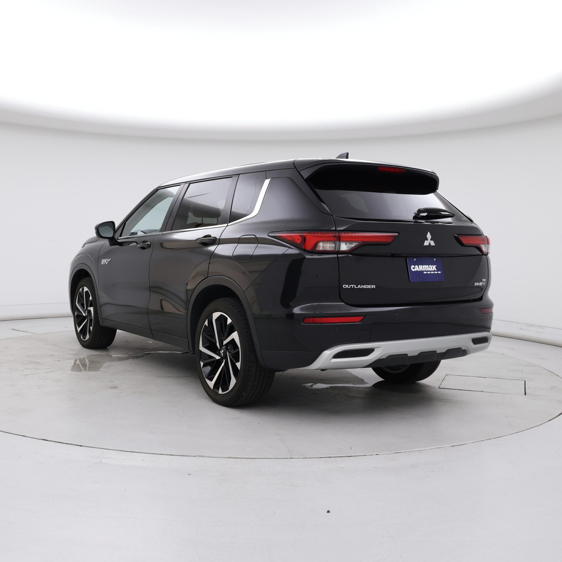 Thumbnail: 2025 Mitsubishi Outlander - 2