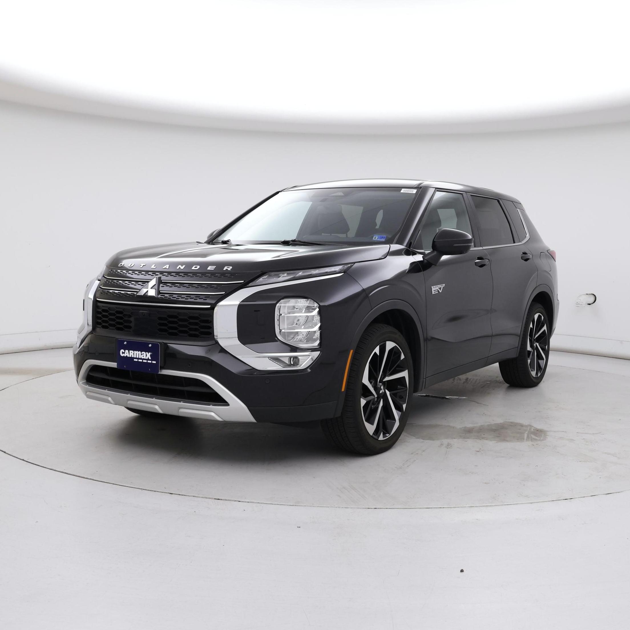 Thumbnail: 2025 Mitsubishi Outlander - 4