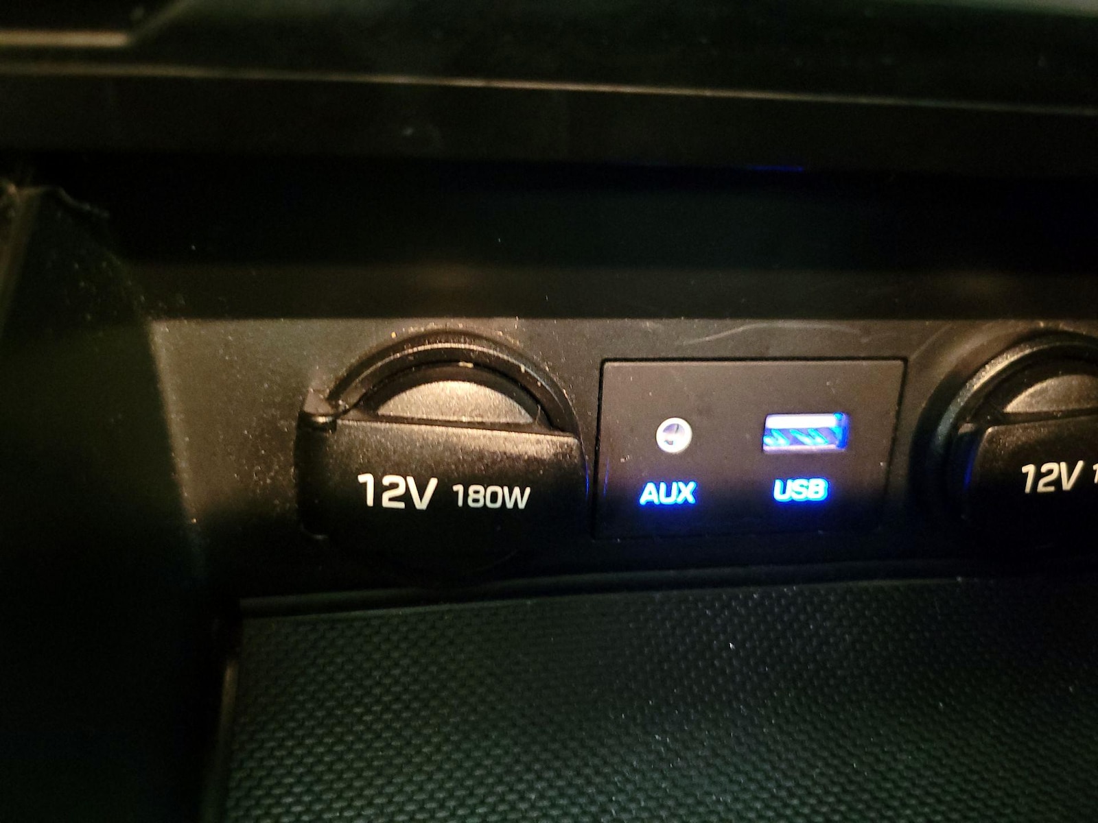 2018 Hyundai Elantra SE - Photo 18