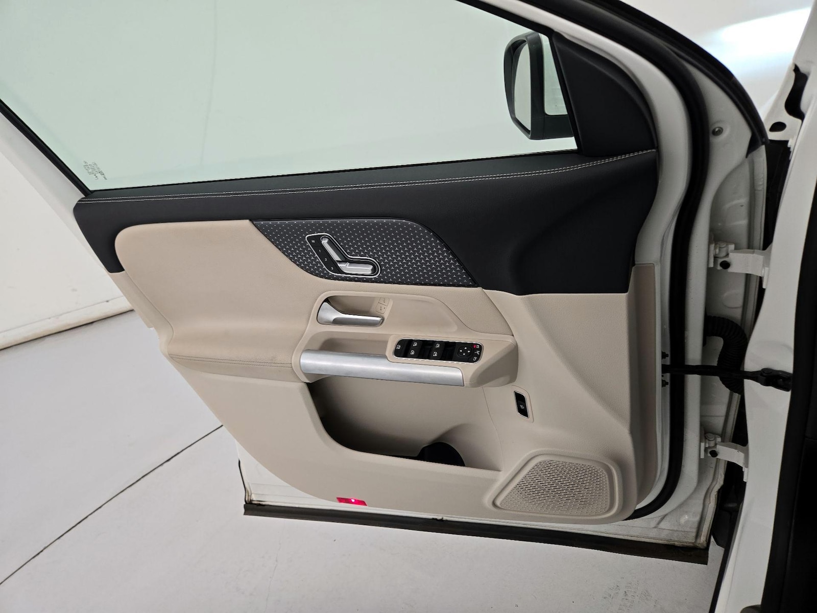 2025 Mercedes-Benz GLA GLA250 - Photo 13