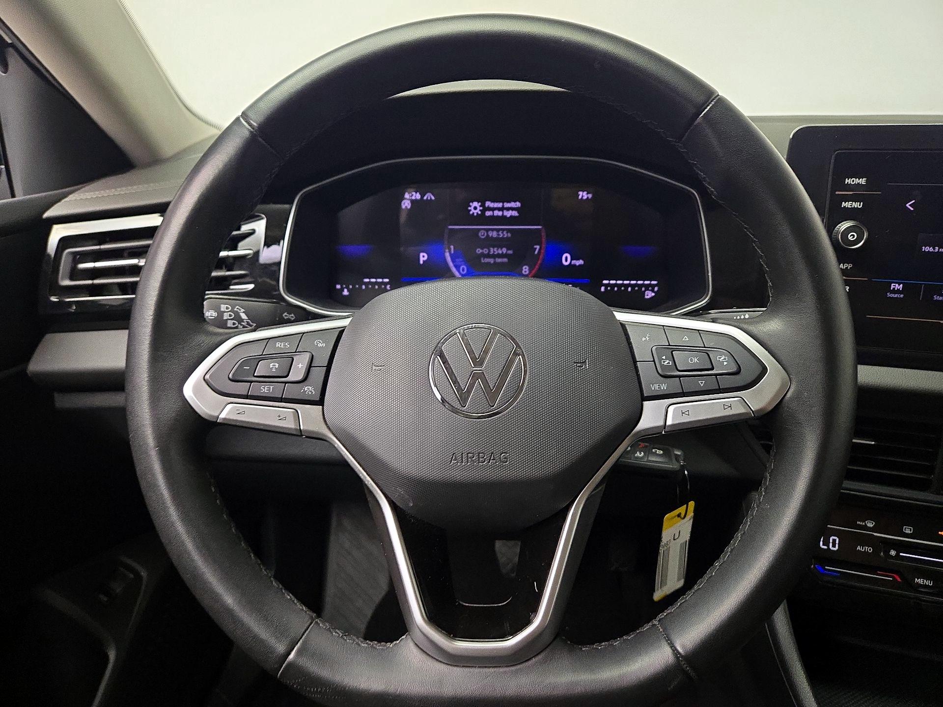 Thumbnail: 2025 Volkswagen Jetta - 10