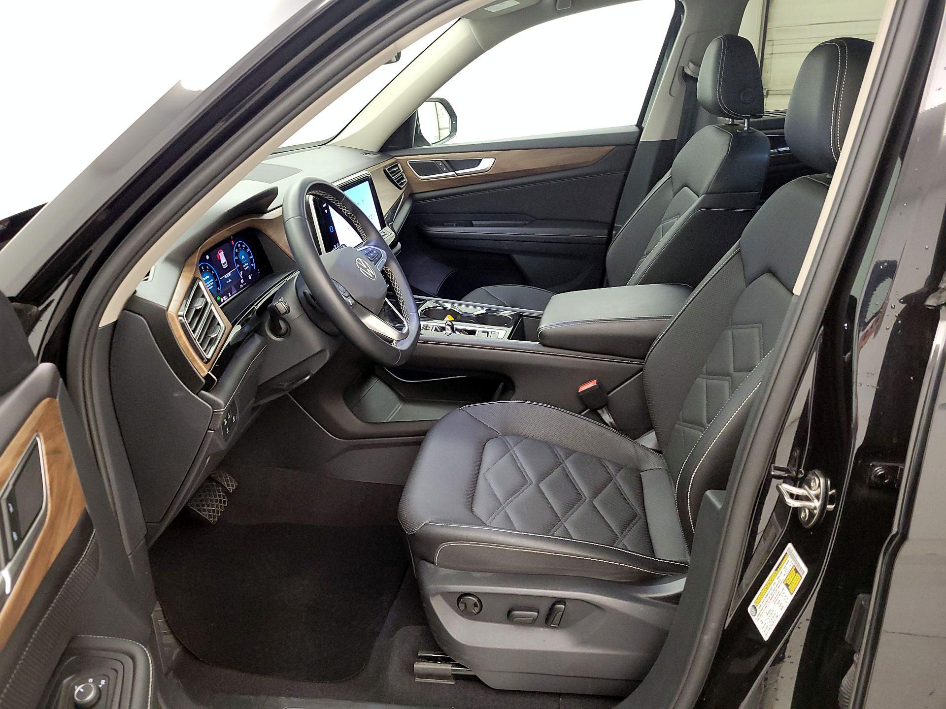 Thumbnail: 2025 Volkswagen Atlas - 11