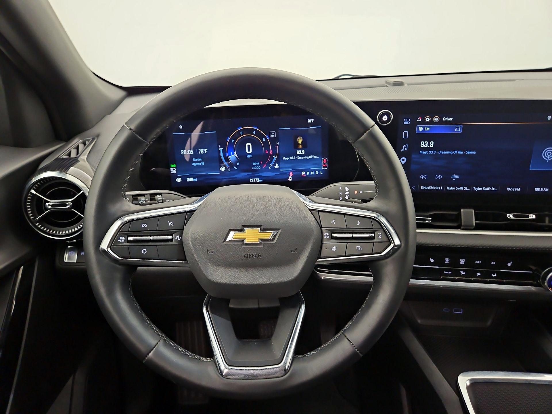 Thumbnail: 2026 Chevrolet Equinox - 10