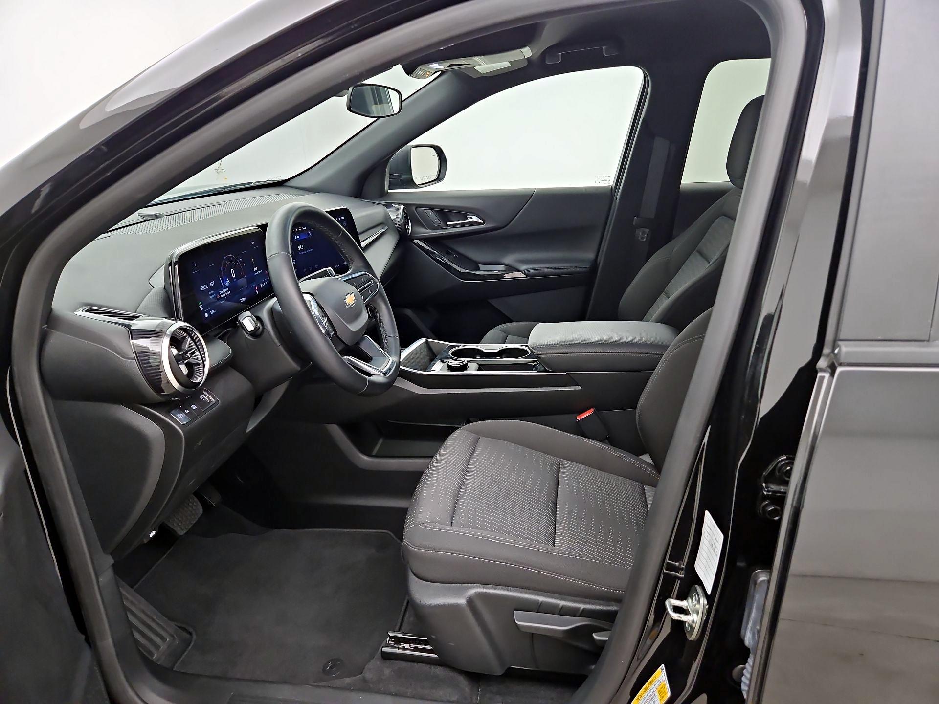 Thumbnail: 2026 Chevrolet Equinox - 11