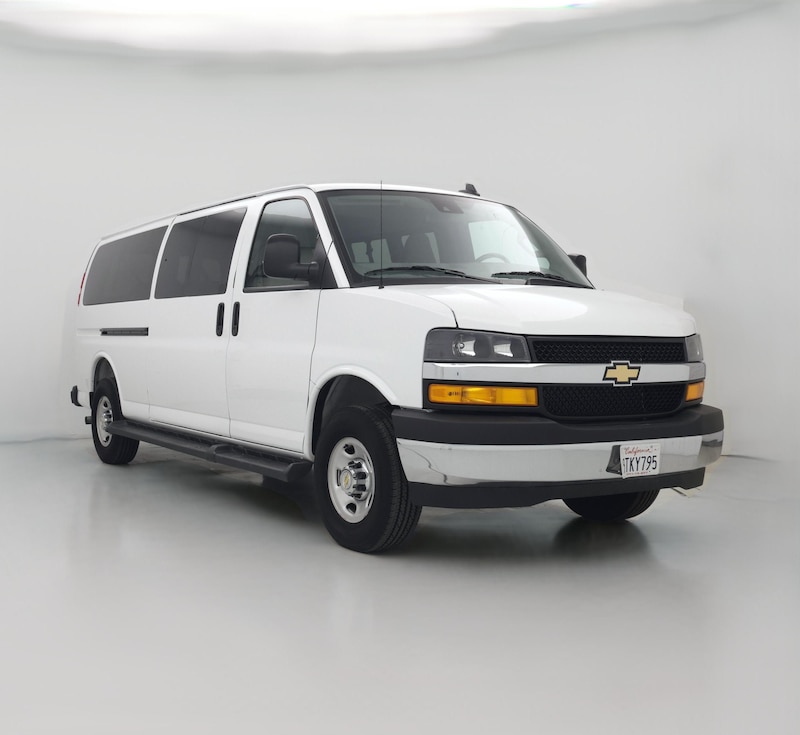 2025 Chevrolet Express 3500